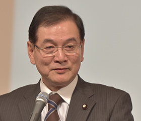 堂故茂氏