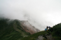 Zara-Mountain pass in Tateyama Caldera. -1