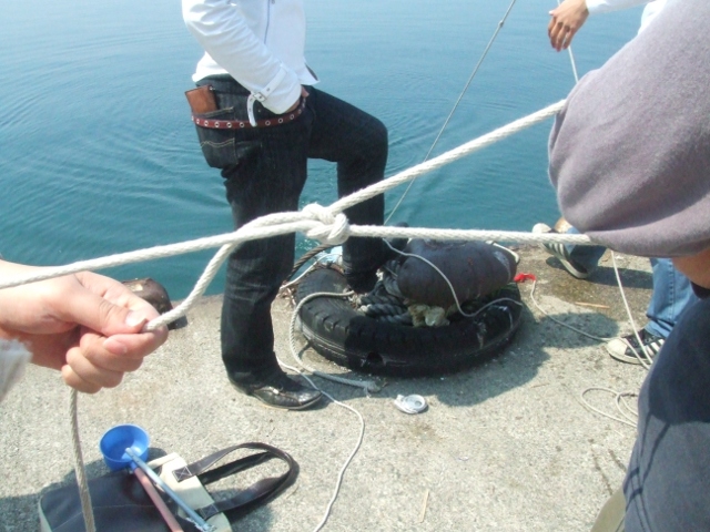 bowline knot and sea faring man(esuki)