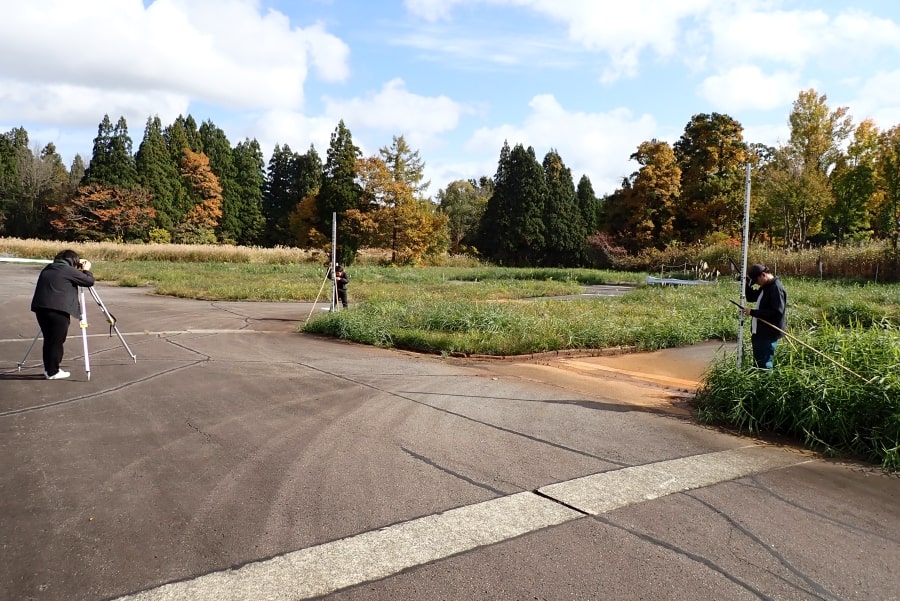 室野泥火山水準測量